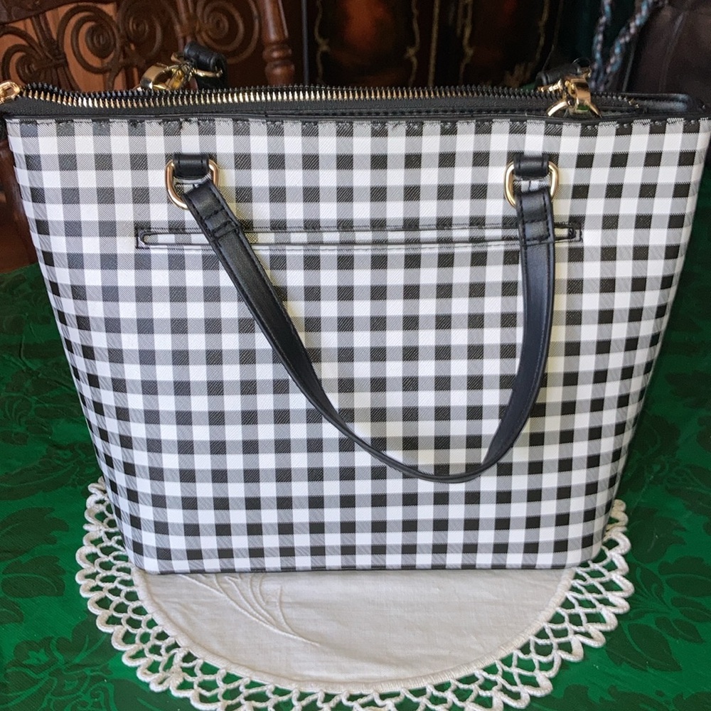 NWT NANETTE LEPORE Black/white gingham, appx 9” high, 13” x 5”. $63 - Picture 2 of 11